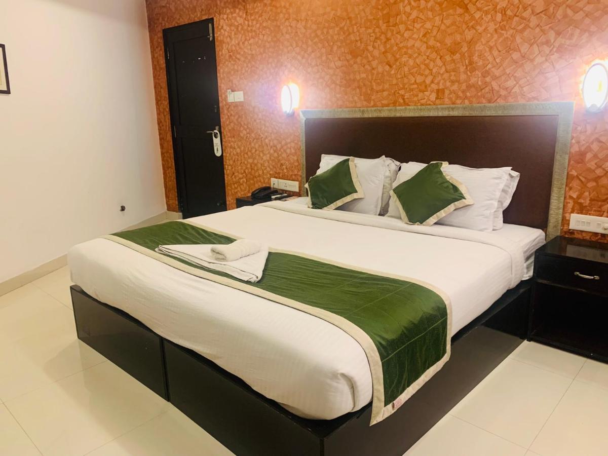 Hotel Greenlife Kochi Dış mekan fotoğraf