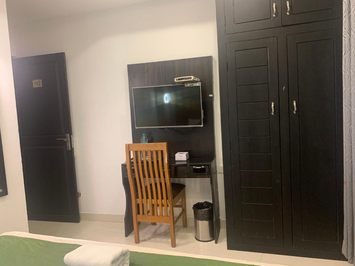 Hotel Greenlife Kochi Dış mekan fotoğraf